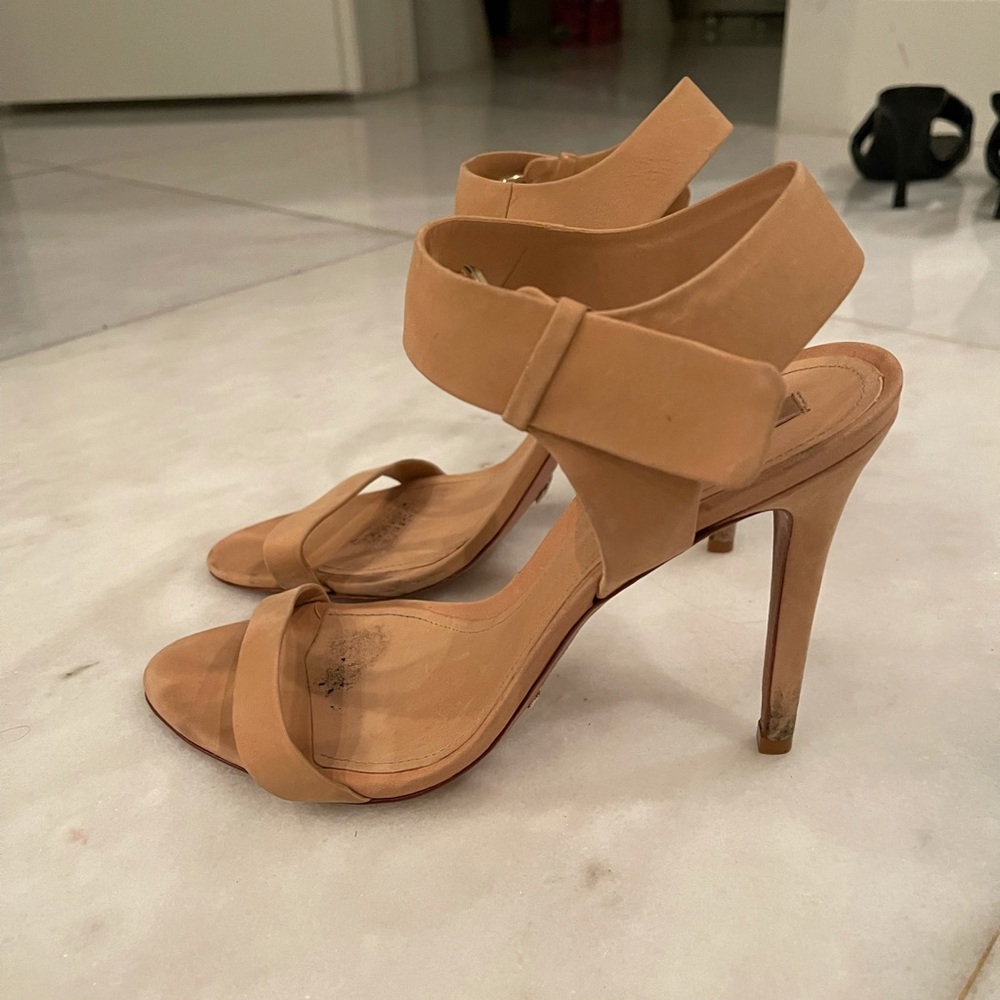 Schutz heels